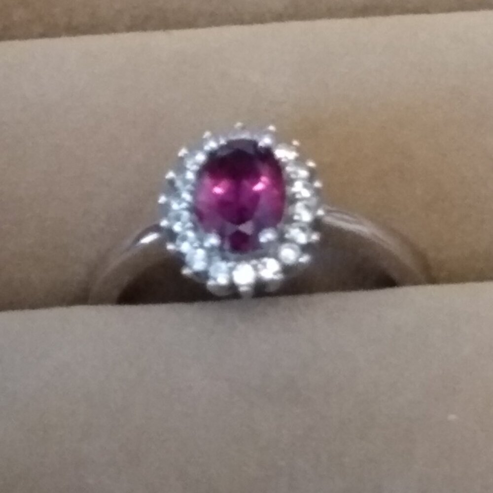 Rhodolite garnet halo ring - Picture 8 of 9